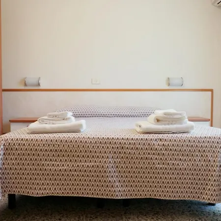Hotel Stella Del Mare Отель Червия
